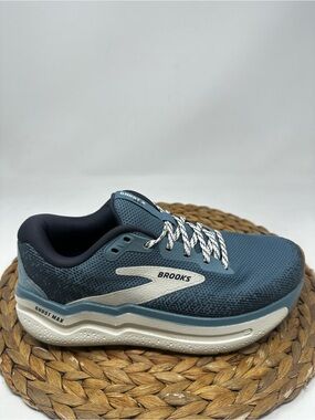 BROOKS Ghost 2 Running Shoes Citadel Coconut Biscuit Size 7.5 Women's